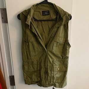 Love Tree Khaki Green Sleeveless Vest